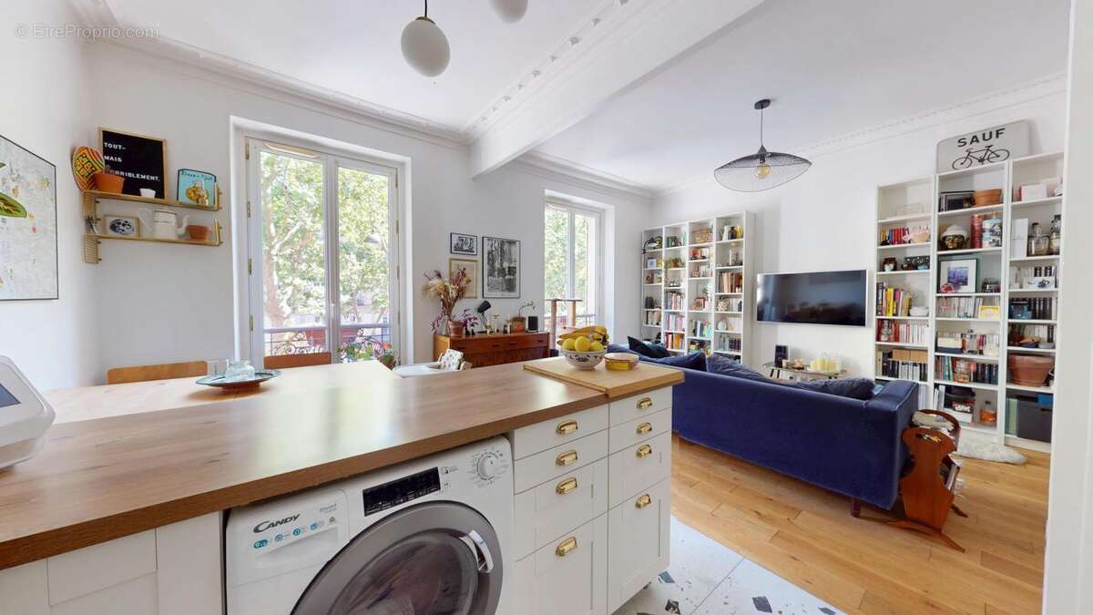 Appartement à PARIS-11E