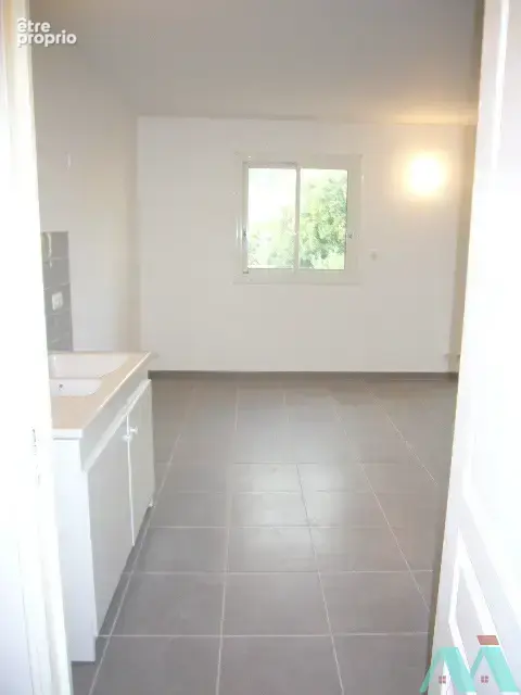 À vendre   2 pièces climatisé avec balcon   résidence fermée - draguignan - photo 5