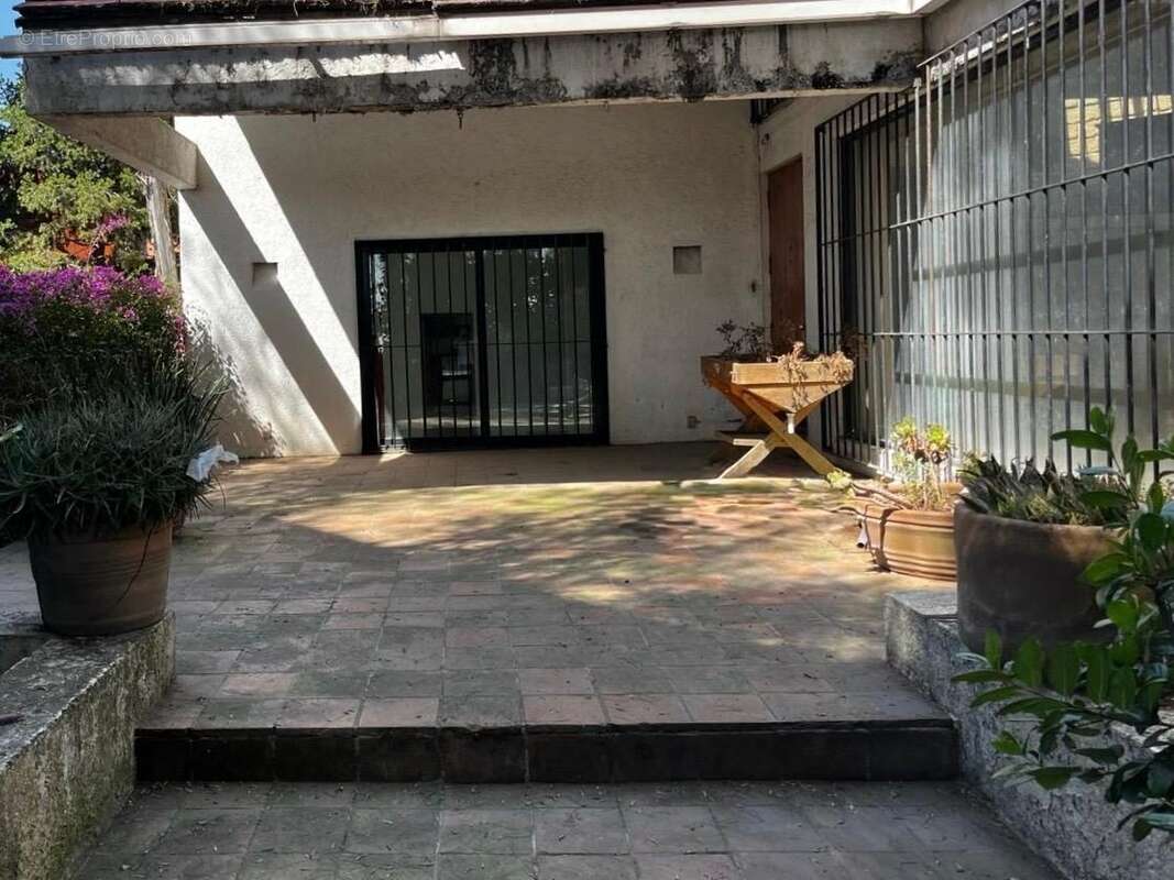 Maison à LAYE