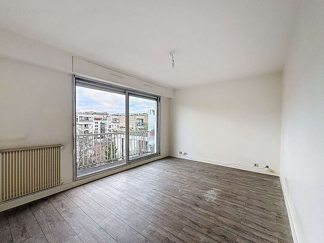 Appartement à SURESNES