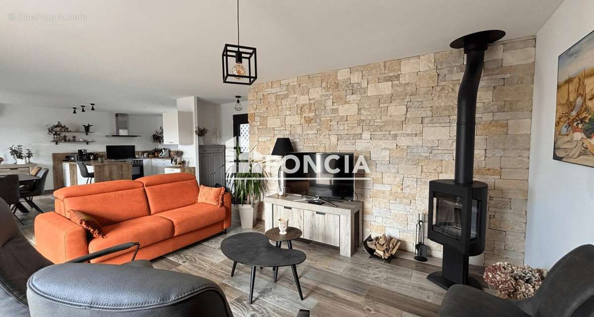 Maison à SAINT-MICHEL-D&#039;EUZET