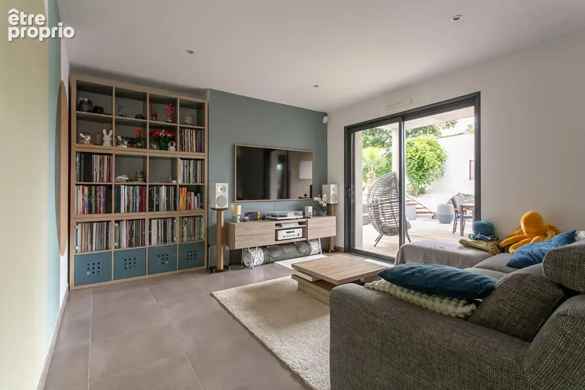 Maison Mouzillon 6 P . 4 Chs . Bureau . 138.77 M² . T 681 M² . Garage . Terrasse . Balcon - photo 2