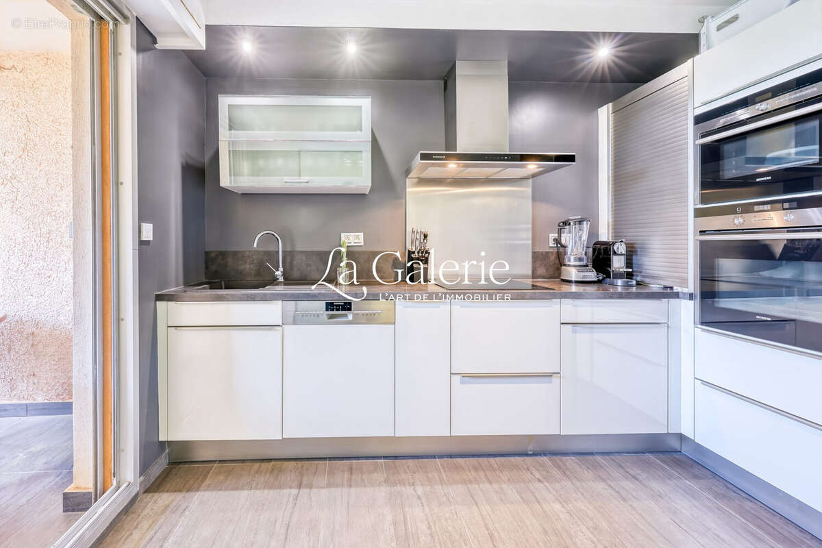 Appartement à CARQUEIRANNE