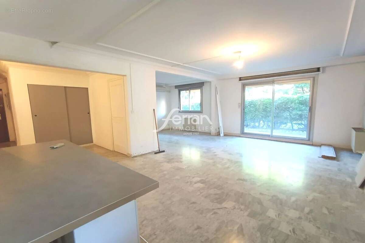 Appartement à DRAGUIGNAN