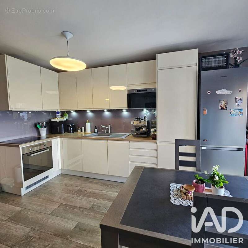 Appartement 73 m² à Epinay-Sur-Seine  - photo 2