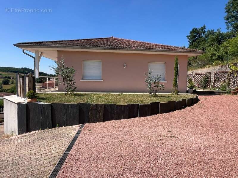 Maison à CHAUFFAILLES