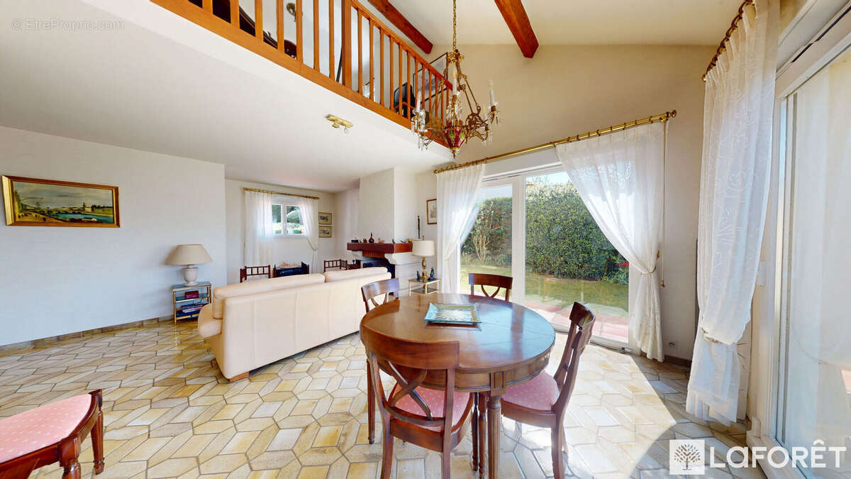 Maison à vendre Reims Lézardière, 3chambres, sous-sol, garage avec mezzanine, jardin - photo 3
