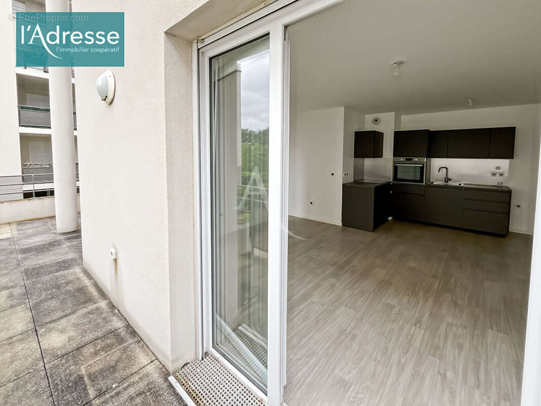 Appartement à HARDRICOURT
