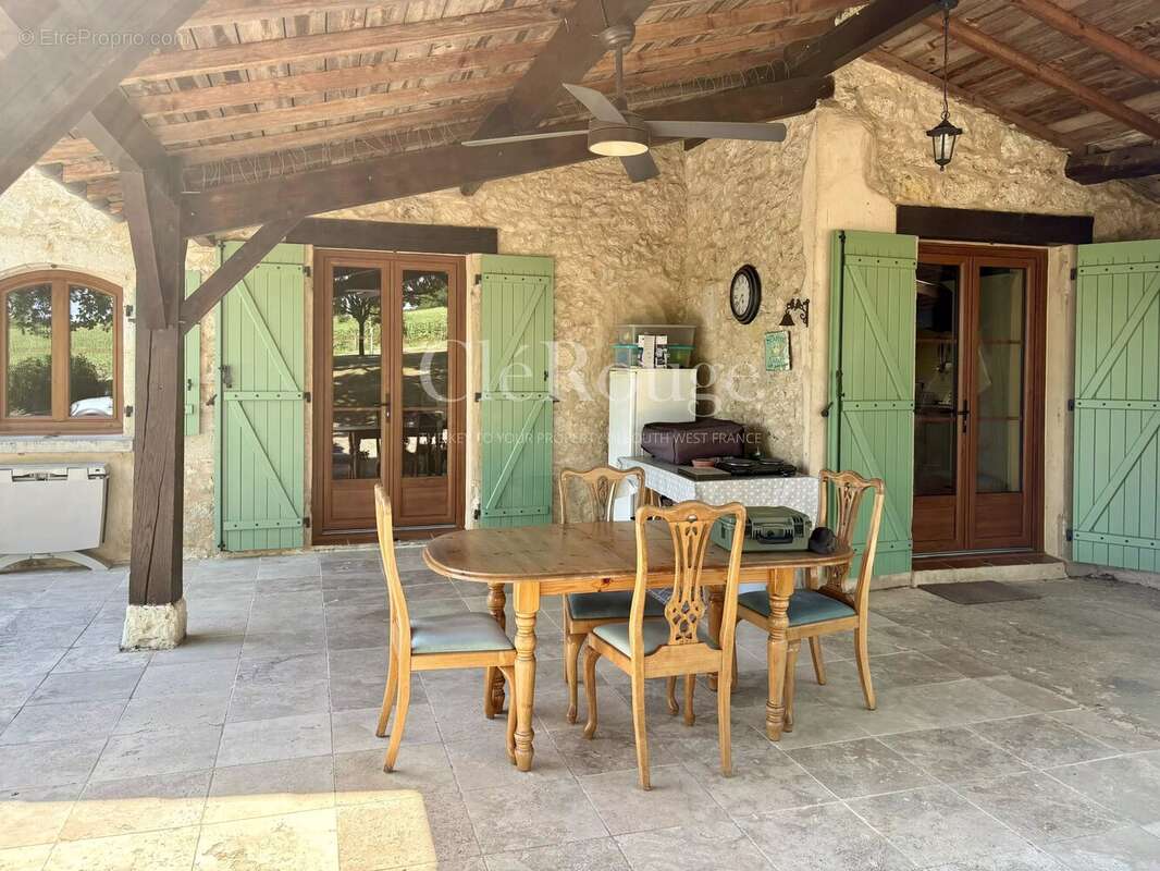 Belle demeure en pierre rénovée avec piscine chauffée et vue panoramique sur la campagne - photo 23