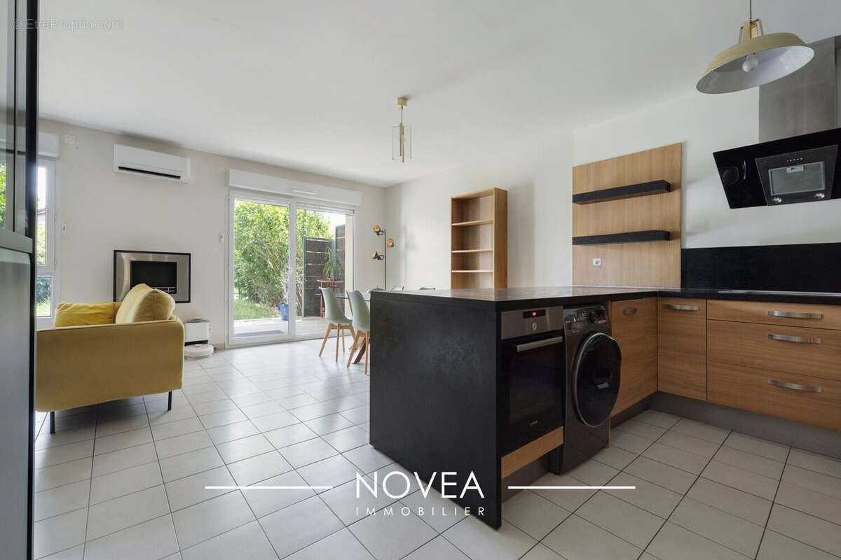 Appartement à VAULX-EN-VELIN