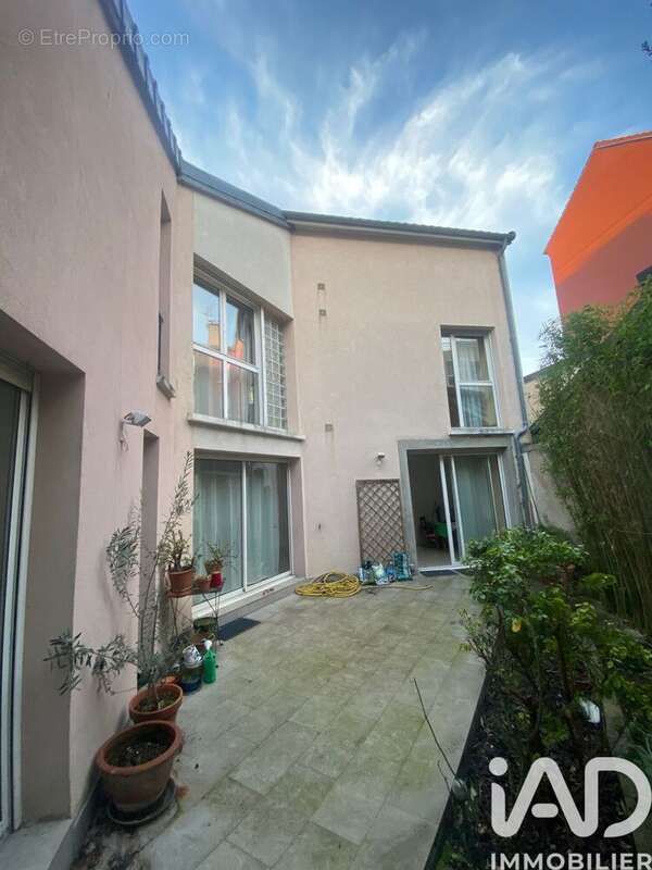 Photo 3 - Maison à VANVES