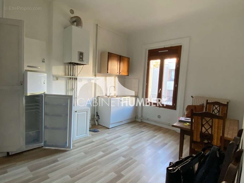 Appartement à SAINT-ETIENNE
