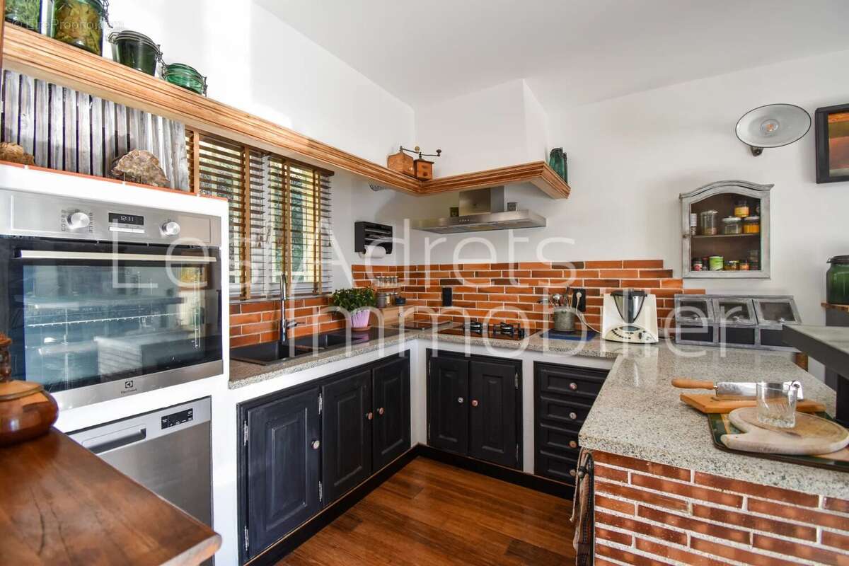 Maison à LES ADRETS-DE-L&#039;ESTEREL