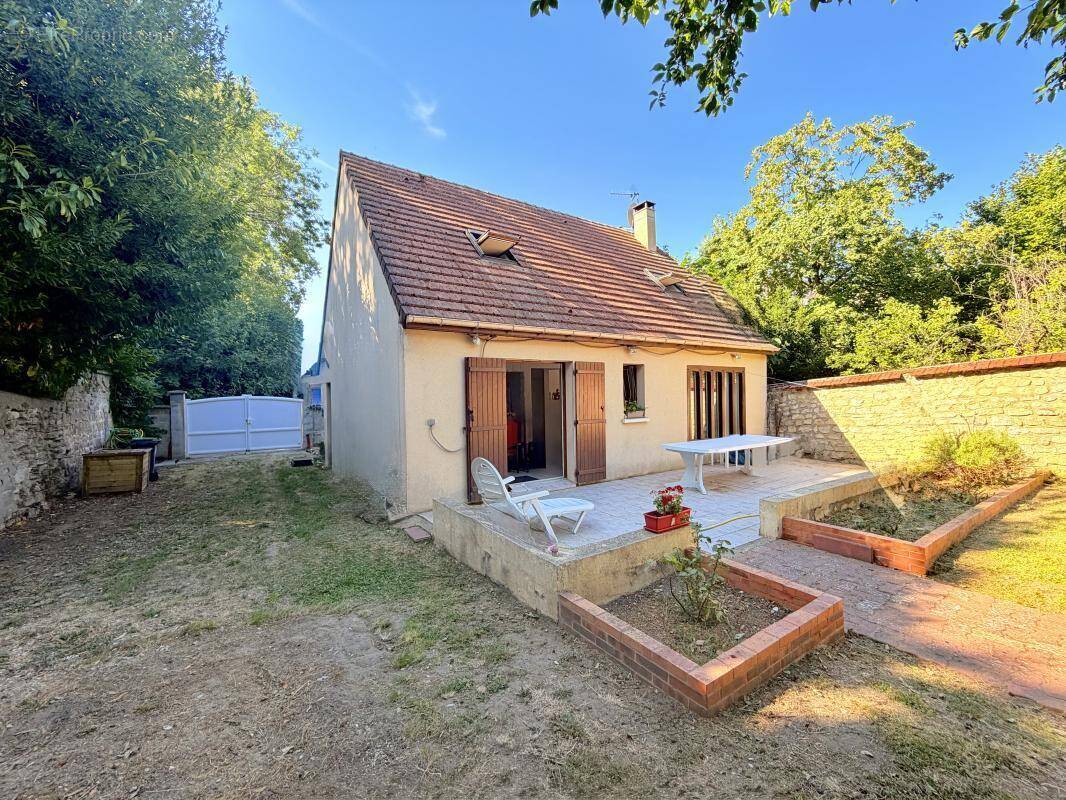 Maison à MEULAN