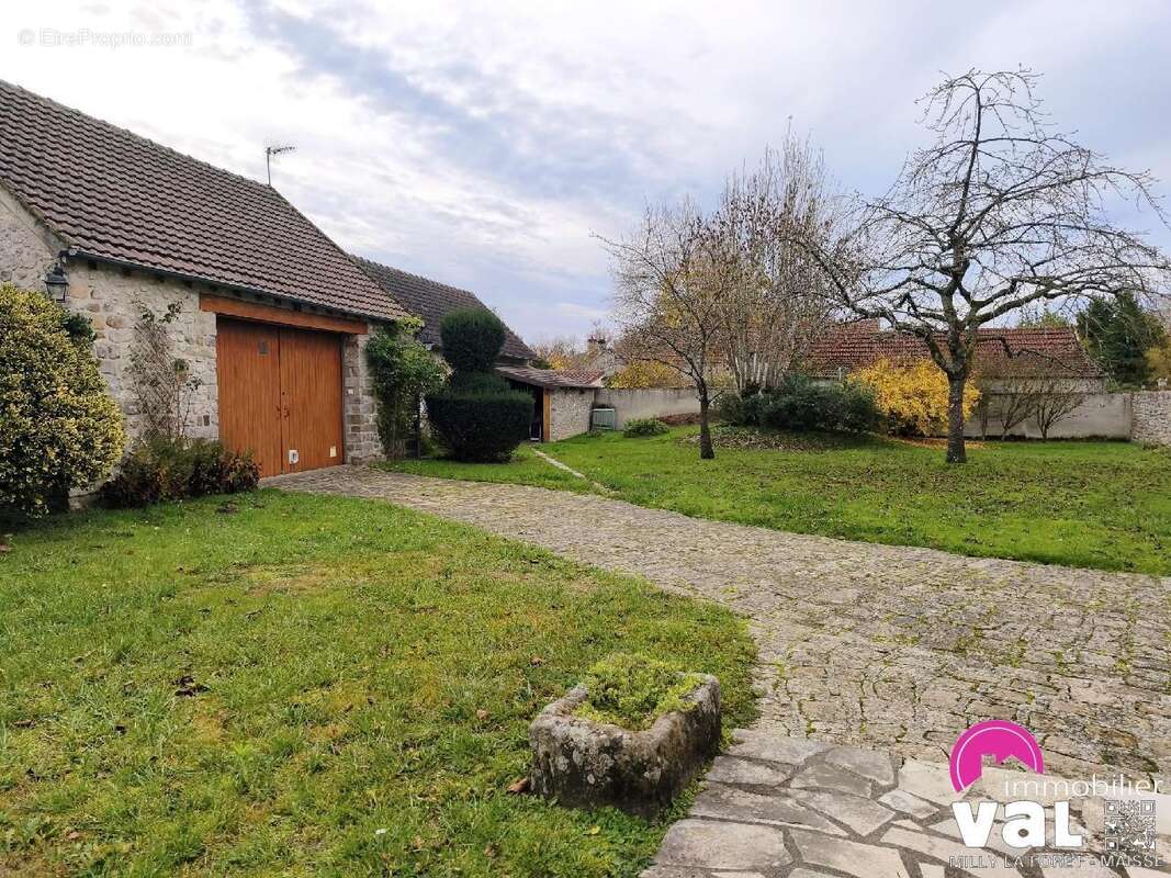 Maison à LA FERTE-ALAIS