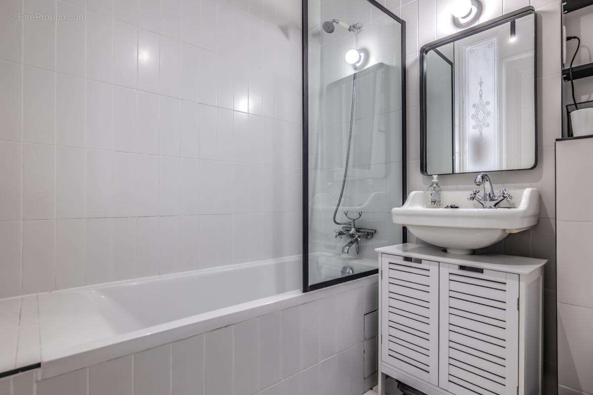 Appartement à PARIS-9E