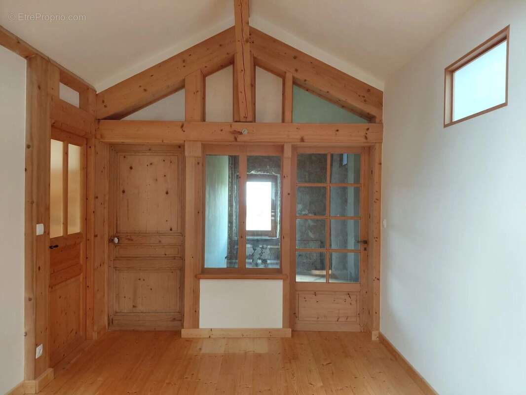 Maison à LA PESSE