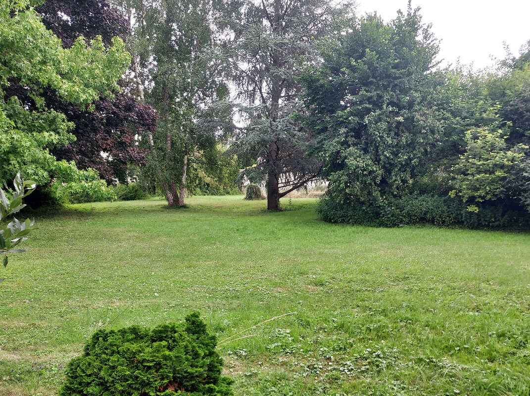 Maison à NESLES-LA-VALLEE