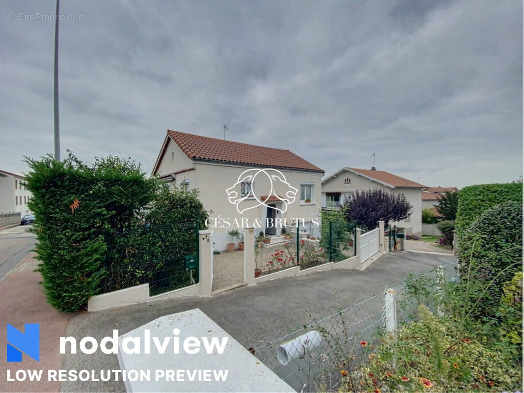 Maison à ANDREZIEUX-BOUTHEON