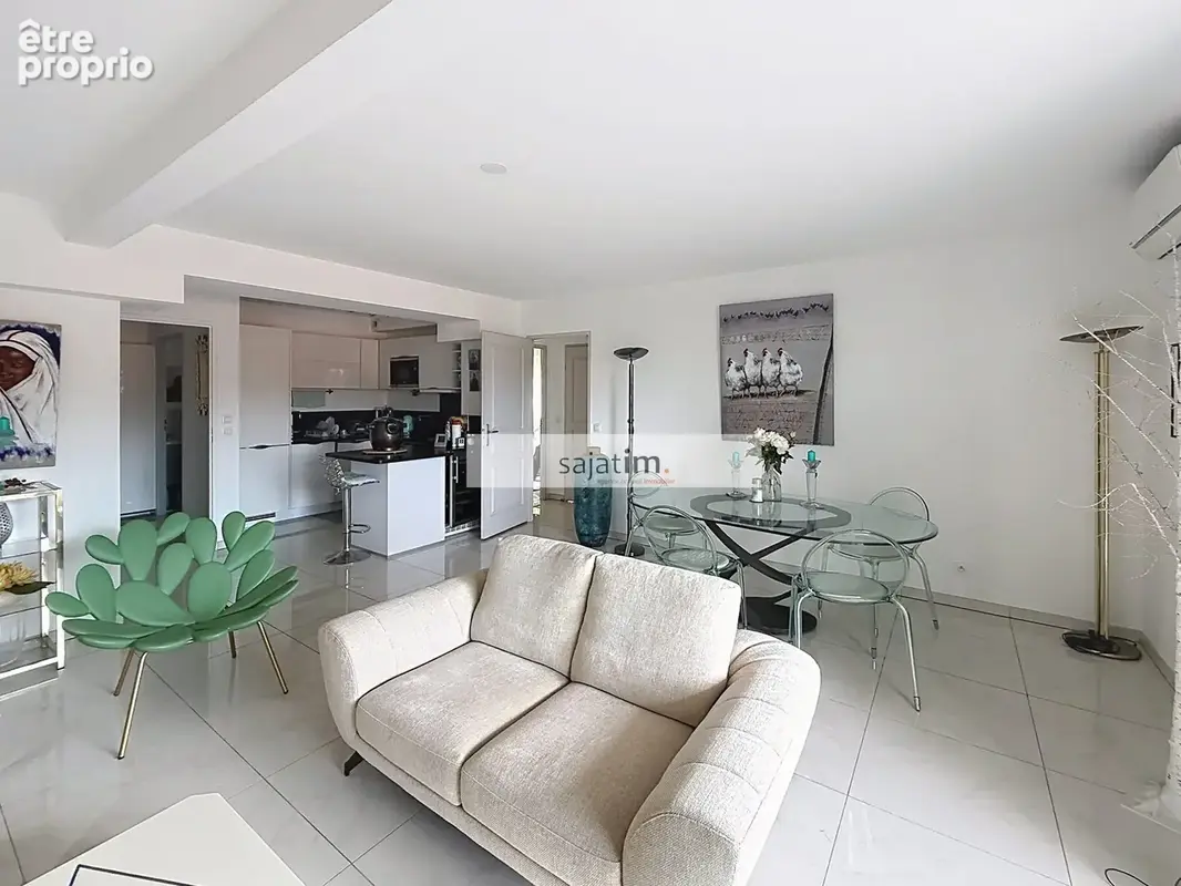 Appartement à SANARY-SUR-MER