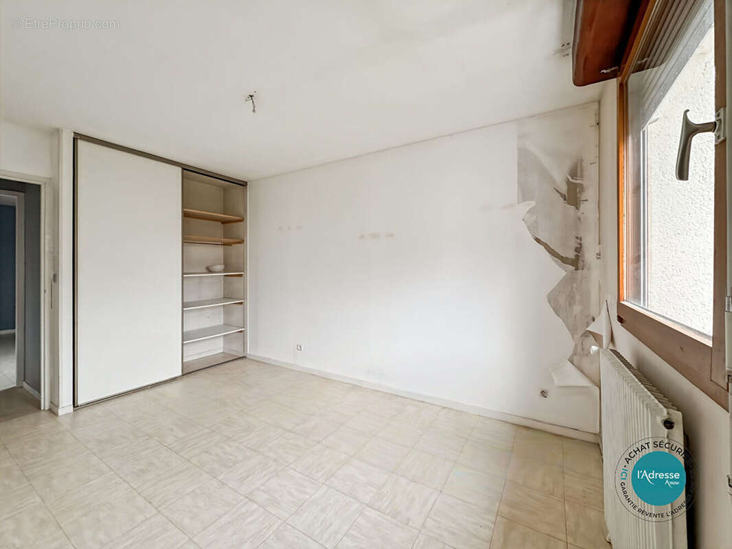 Appartement à MENNECY