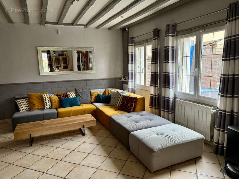 Maison à HENONVILLE