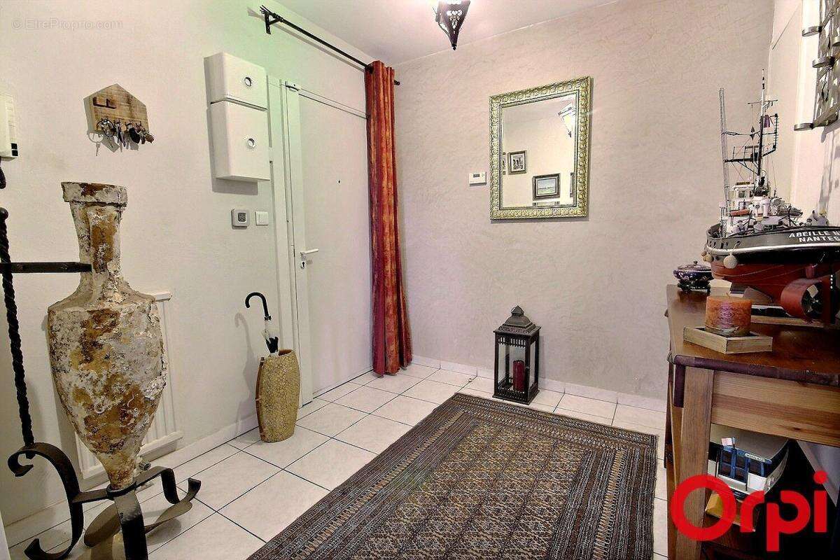 Appartement à MARSEILLE-12E
