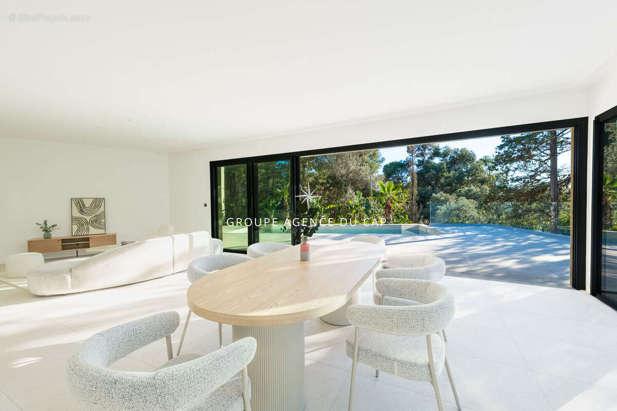 Maison à SAINT-RAPHAEL