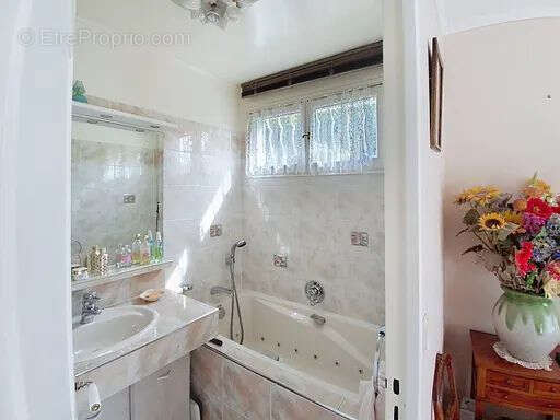 Maison à BENNECOURT