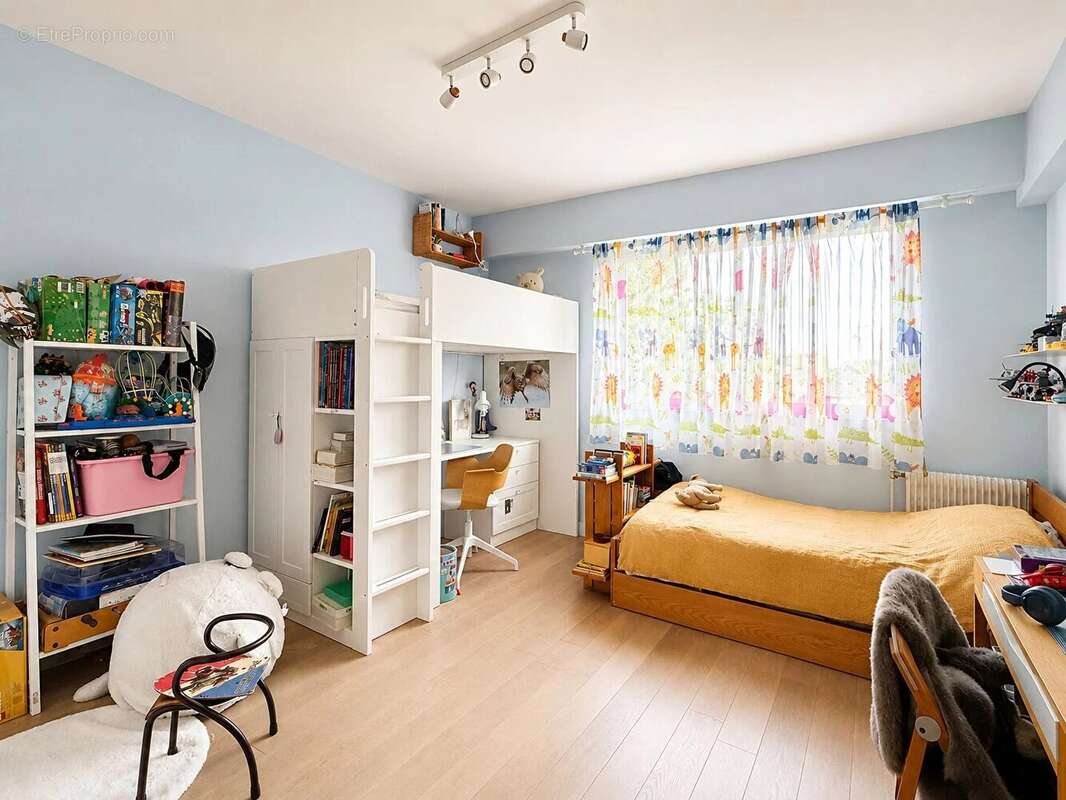 Appartement à BOIS-COLOMBES