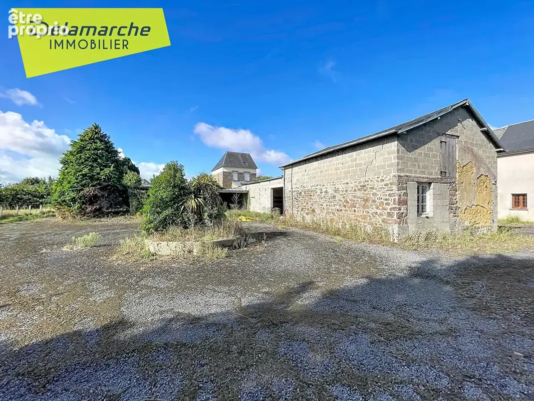 A Vendre maison avec deux logements, terrain de 1 460 m² et beau potentiel à Cérences - photo 15