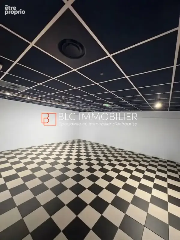 Commerce 864 m² à vendre à Gemenos (13420) - photo 7