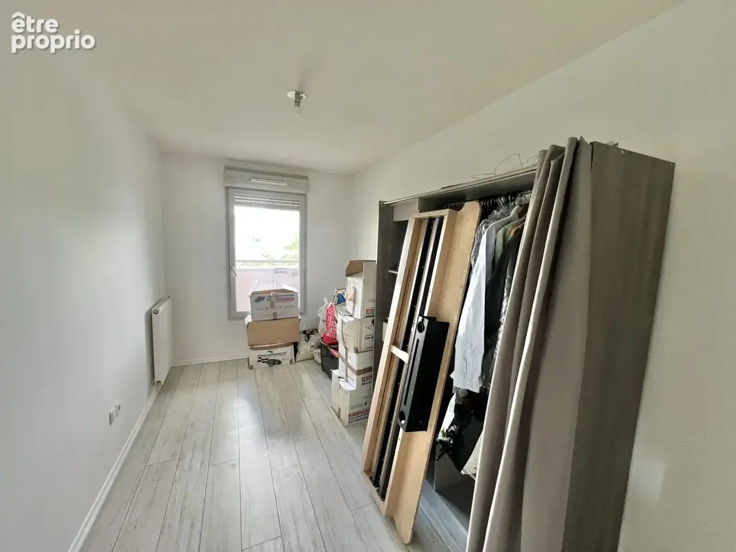 Appartement 4 pièces 75 m² à vendre à Trappes (78190) - photo 8