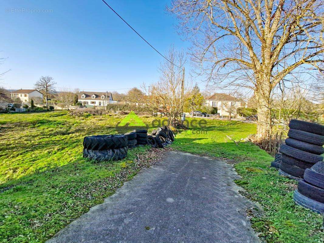 Maison à SAINTE-FEYRE