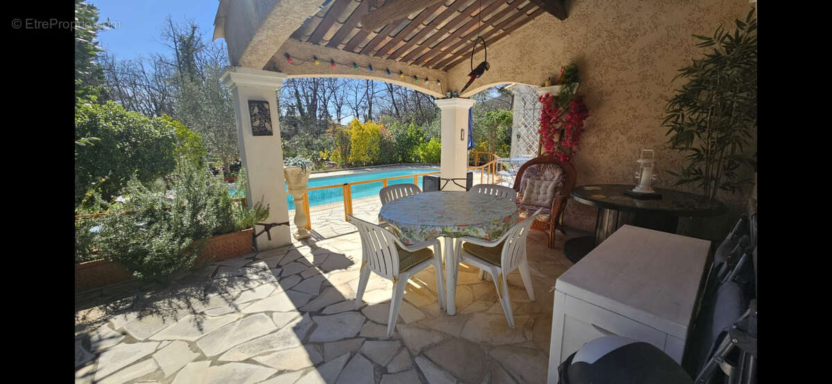 Maison à PEYMEINADE