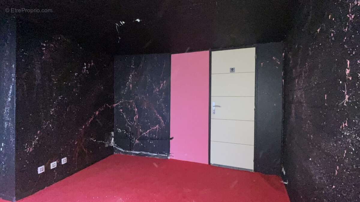 Commerce à DARNETAL