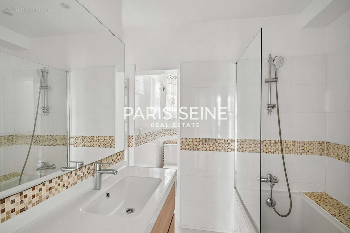 Appartement à PARIS-6E