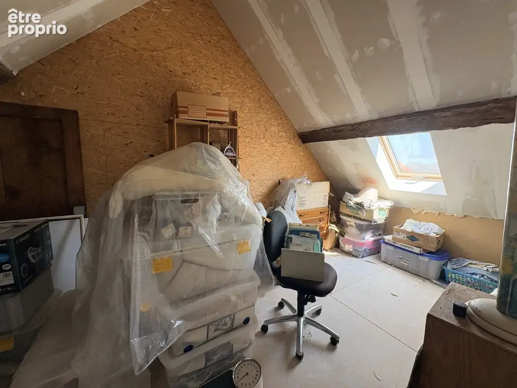 Maison 3 pièces 83 m² à vendre à Lalizolle (03450) - photo 10