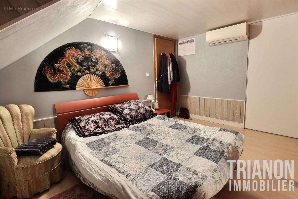 Appartement à VAUX-SUR-SEINE
