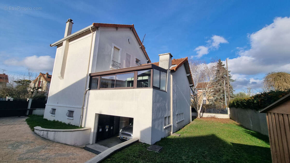 Maison à VILLEMOMBLE