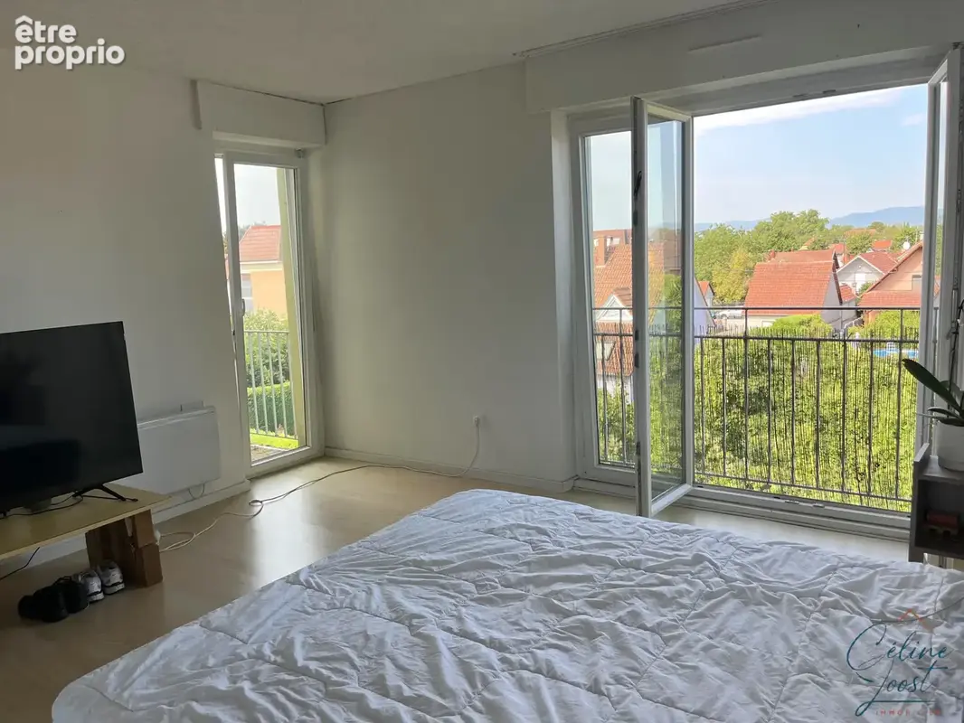 EXCLUSIF ! Lumineux 3 pièces avec balcon, garage et cave - photo 7
