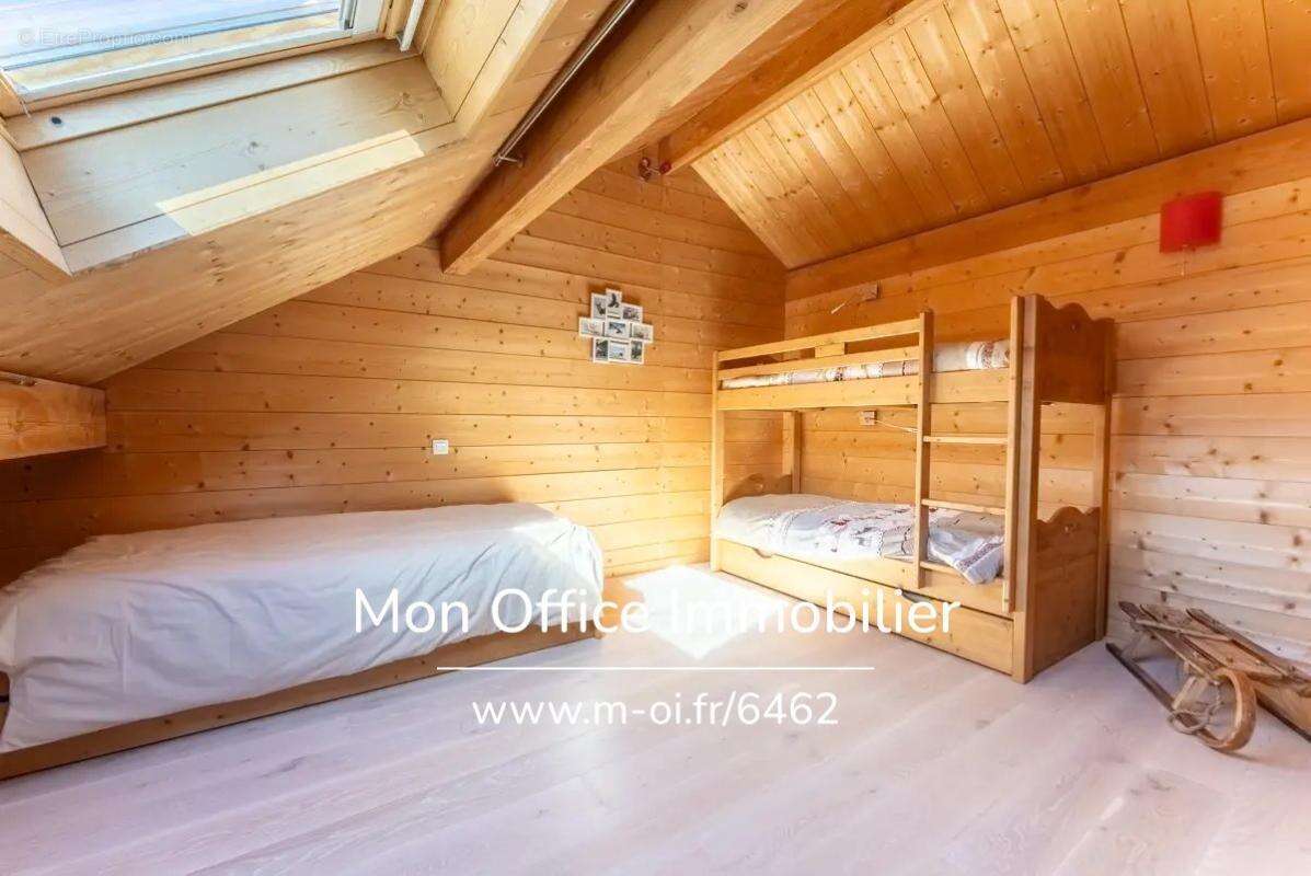 Référence : 6462-MBE - Chalet Lombard Type 5 avec Sauna/Jacuzzi + Garage - photo 9