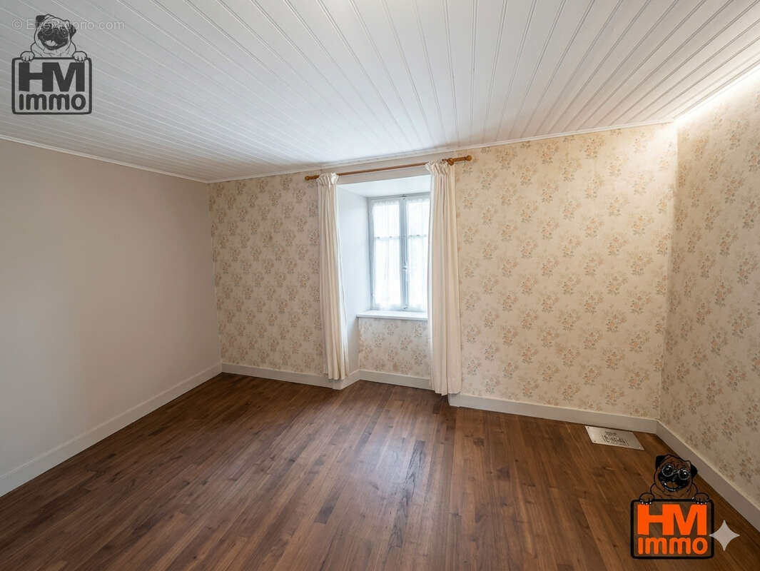 Maison à FLAVIGNAC