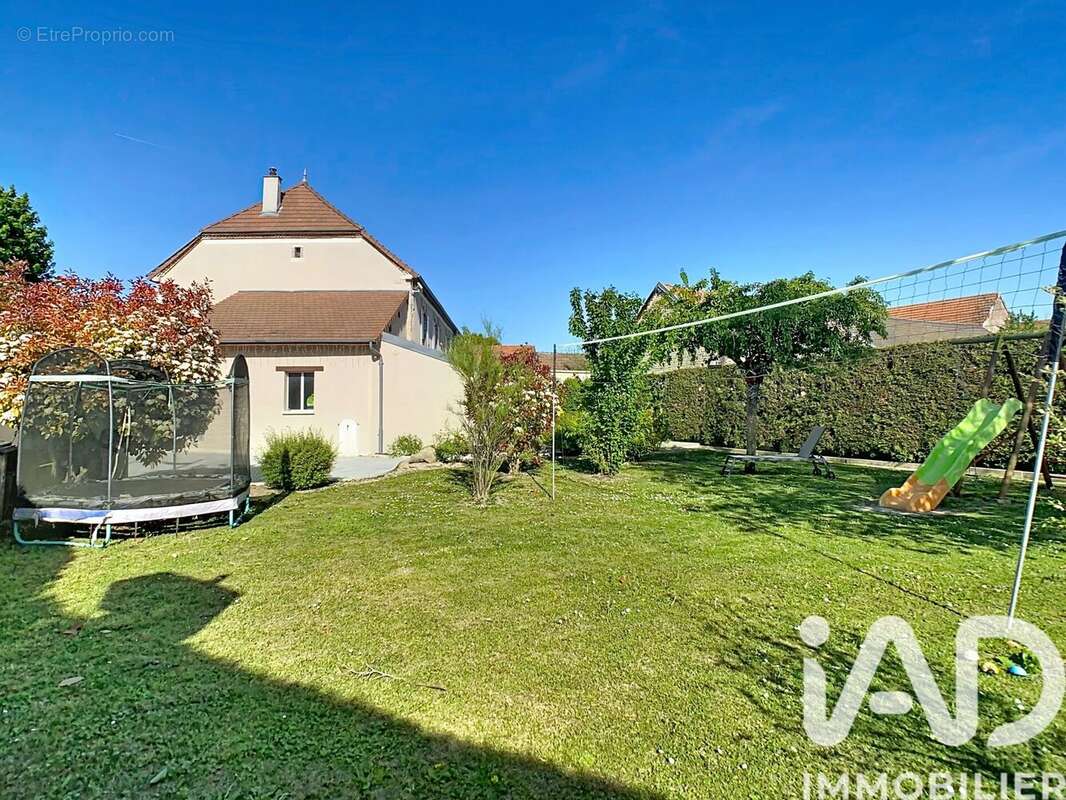 Photo 2 - Maison à CONNANTRE