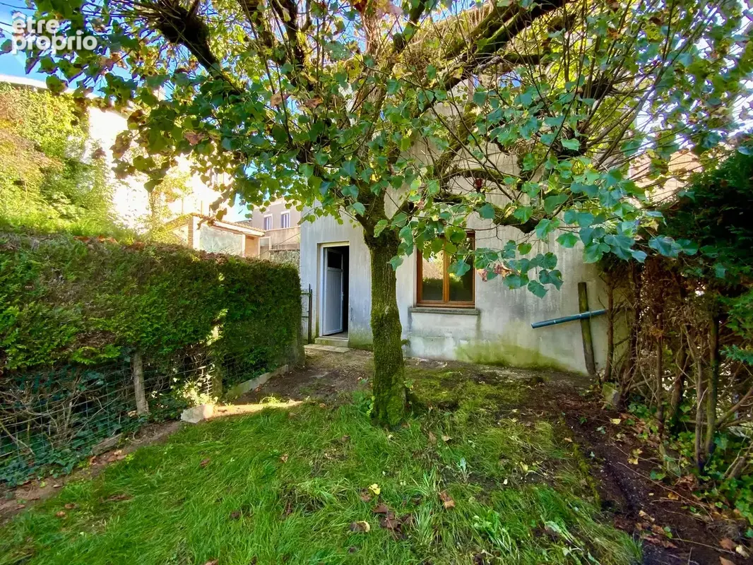 Maison dans Jonzac avec garage et jardin - photo 15