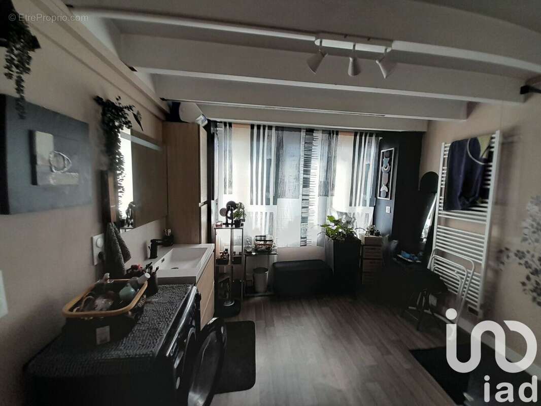 Photo 8 - Commerce à LIMOGES