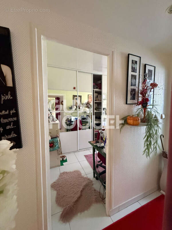 Appartement 64 m² à Compiegne  - photo 4