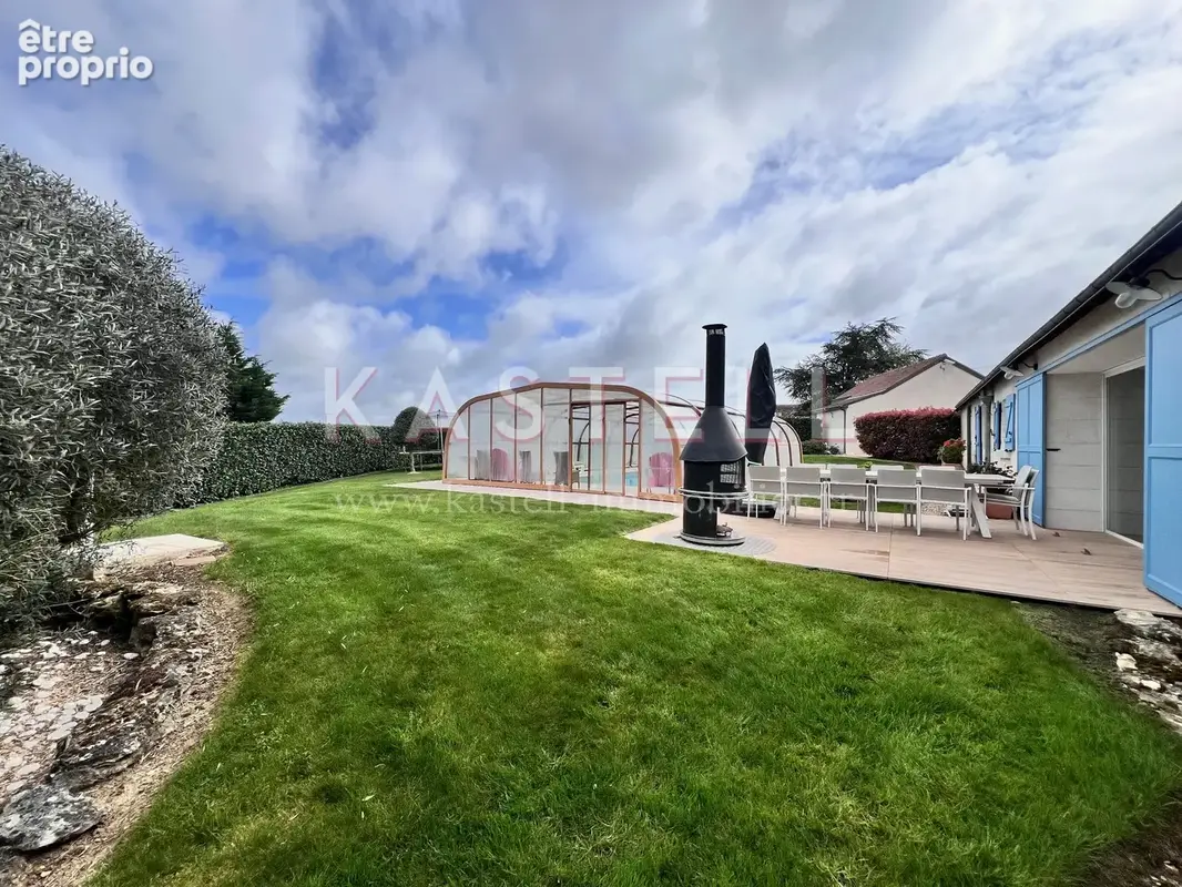 Longère rénovée de 240m2, proche Amboise dans un hameau très calme - photo 15