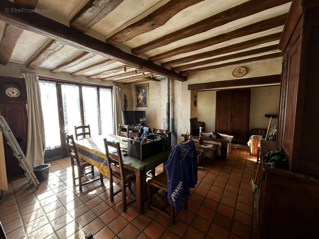 Maison à PORT-VILLEZ