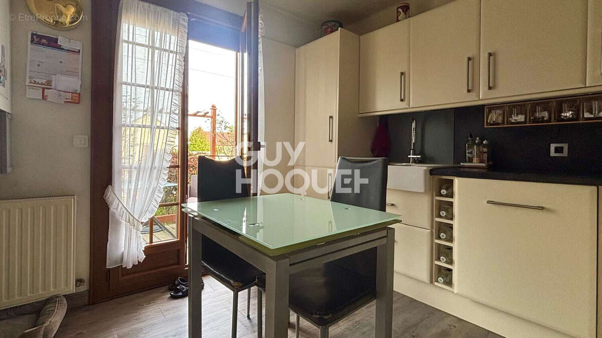 Maison à EZY-SUR-EURE